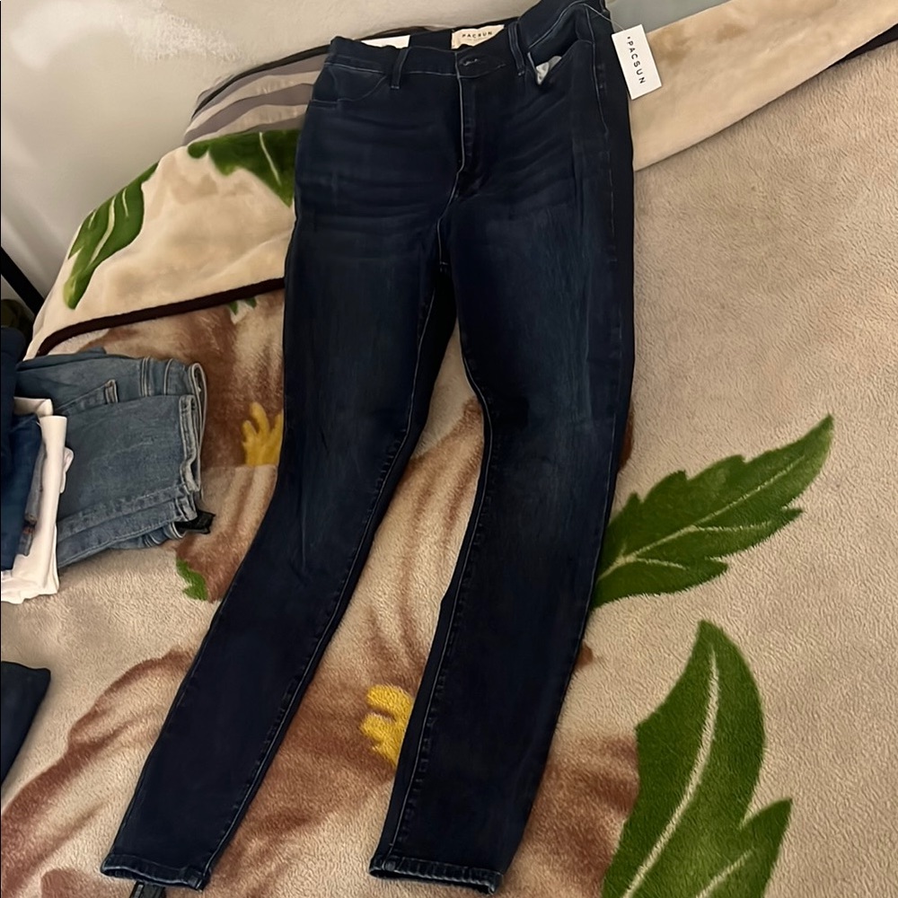 Assorted Blue Jeans Collection - Picture 4 of 4